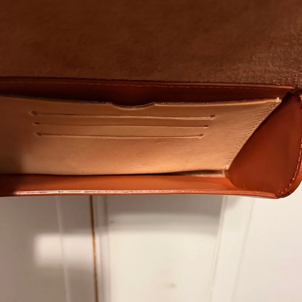 Building Block Crossbody Bag - Picture 5 of 7